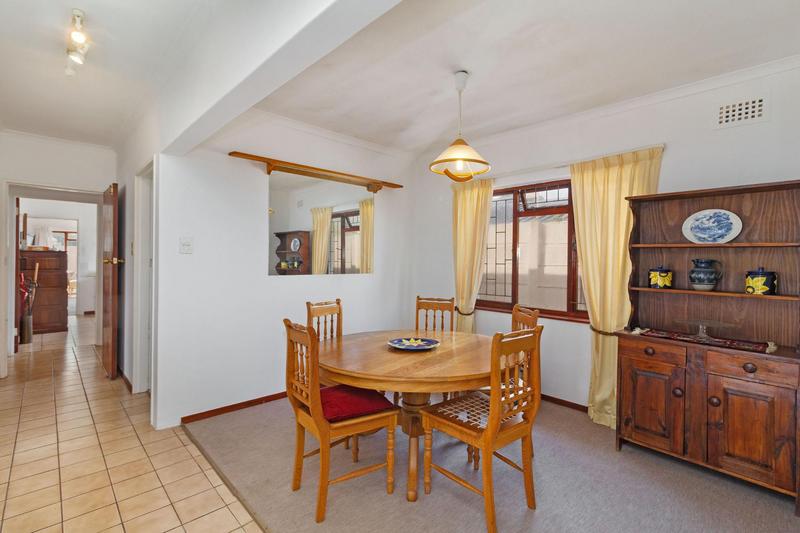 4 Bedroom Property for Sale in Fish Hoek Western Cape